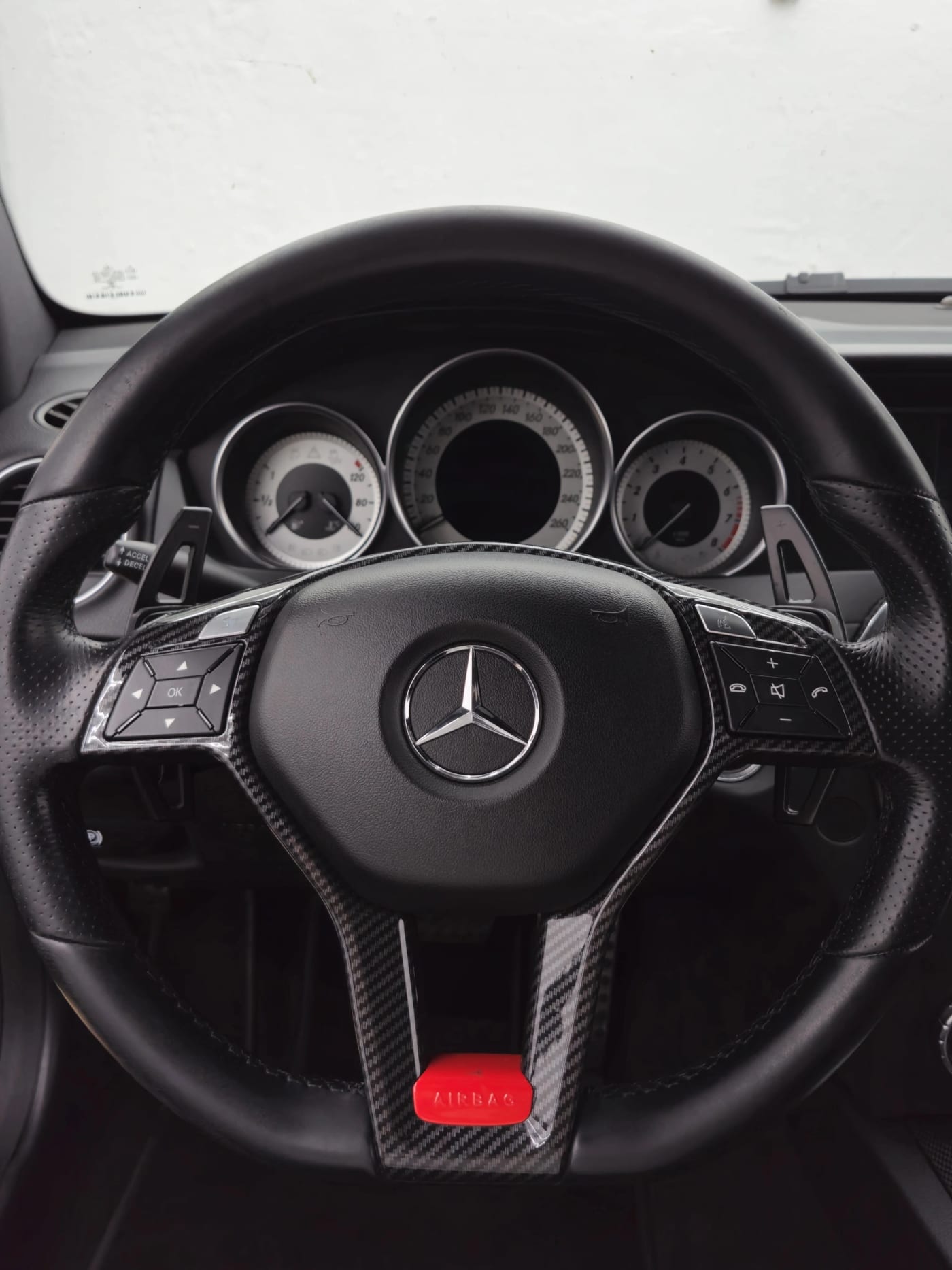 Lenkrad & Cockpit